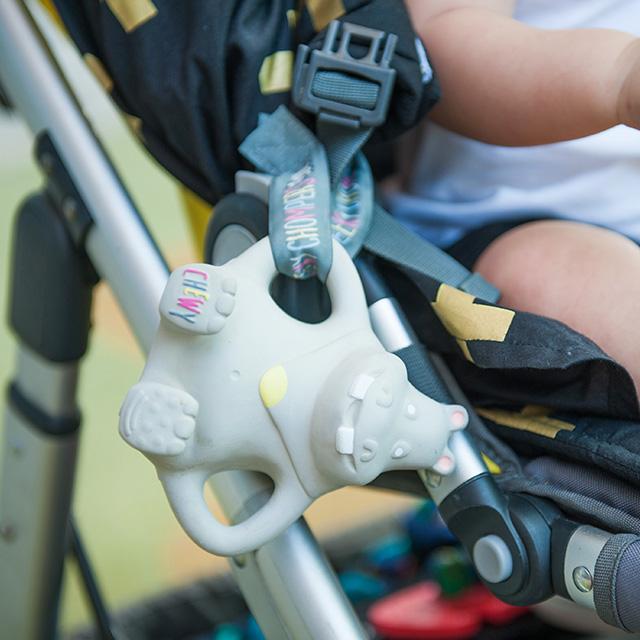 チーキー チョンパーズ（Cheeky Chompers）】かわいいカバの歯固め
