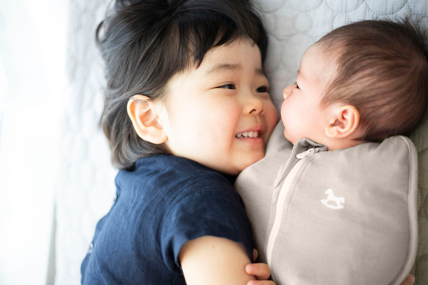 ティーレックス little PALMERHAUS リトルパーマーハウス 安眠おくるみ・簡単 ベビースワドル 新生児~3ヵ月 ティーレックス little PALMERHAUS リトルパーマーハウス 安眠おくるみ・簡単 ベビースワドル 新生児~3ヵ月頃まで ぺールプラム